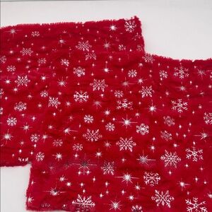 Futei Red Snowflake Patterned Throw Pillow Covers 18 X 18 (2)
